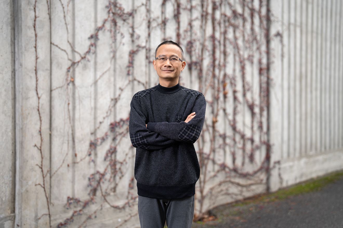 Agentur hausformat: Sinian Zhang, Webentwicklung