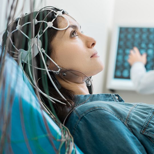 Schweizerische Neurologische Gesellschaft: Patientin bei einer Untersuchung